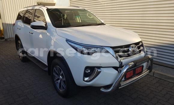 Buy Used Toyota Hilux White Car in Manzini in Manzini Buy Used Toyota Hilux White Car in Manzini in Manzini