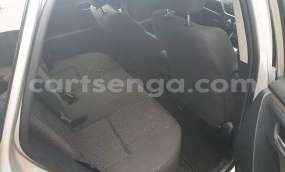 Nunua Ilio tumika Toyota Auris Silver Gari ndani ya Mbabane nchini Manzini Nunua Ilio tumika Toyota Auris Silver Gari ndani ya Mbabane nchini Manzini