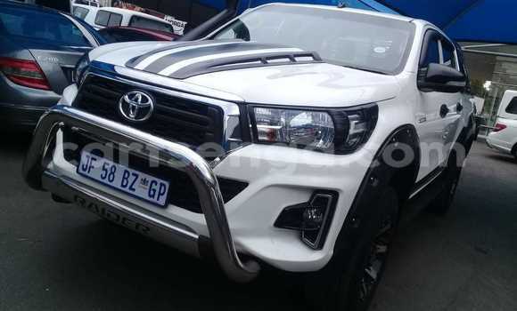 Acheter Occasion Voiture Toyota Hilux Blanc à Manzini, Manzini Acheter Occasion Voiture Toyota Hilux Blanc à Manzini, Manzini