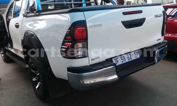 Acheter Occasion Voiture Toyota Hilux Blanc à Manzini, Manzini Acheter Occasion Voiture Toyota Hilux Blanc à Manzini, Manzini