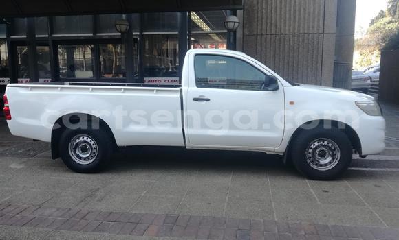 Acheter Occasion Voiture Toyota Hilux Blanc à Manzini, Manzini Acheter Occasion Voiture Toyota Hilux Blanc à Manzini, Manzini