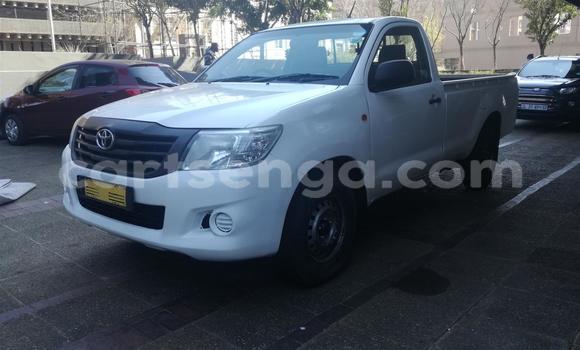 Acheter Occasion Voiture Toyota Hilux Blanc à Manzini, Manzini Acheter Occasion Voiture Toyota Hilux Blanc à Manzini, Manzini