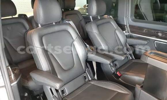 Acheter Occasion Voiture Mercedes‒Benz Viano Blanc à Manzini, Manzini Acheter Occasion Voiture Mercedes‒Benz Viano Blanc à Manzini, Manzini