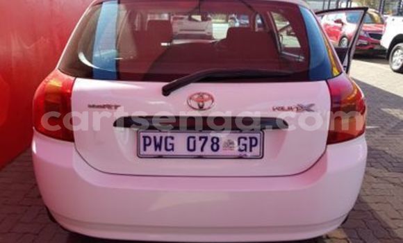 Nunua Ilio tumika Toyota Runx White Gari ndani ya Manzini nchini Manzini Nunua Ilio tumika Toyota Runx White Gari ndani ya Manzini nchini Manzini