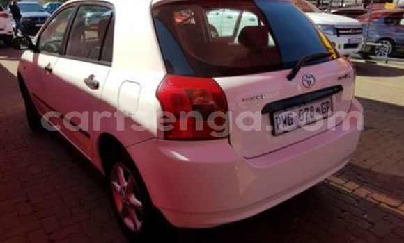 Nunua Ilio tumika Toyota Runx White Gari ndani ya Manzini nchini Manzini Nunua Ilio tumika Toyota Runx White Gari ndani ya Manzini nchini Manzini