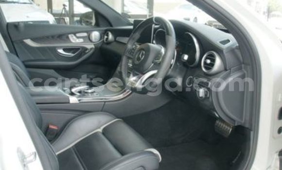 Acheter Occasion Voiture Mercedes‒Benz C-klasse AMG Blanc à Ezulwini, Hhohho Acheter Occasion Voiture Mercedes‒Benz C-klasse AMG Blanc à Ezulwini, Hhohho