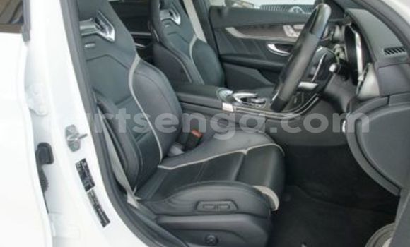 Acheter Occasion Voiture Mercedes‒Benz C-klasse AMG Blanc à Ezulwini, Hhohho Acheter Occasion Voiture Mercedes‒Benz C-klasse AMG Blanc à Ezulwini, Hhohho