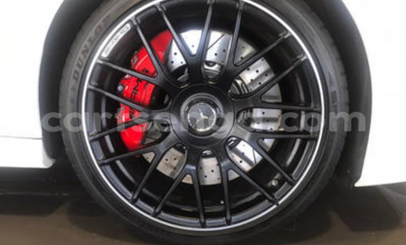 Nunua Ilio tumika Mercedes‒Benz C-klasse AMG White Gari ndani ya Bulembu nchini Hhohho Nunua Ilio tumika Mercedes‒Benz C-klasse AMG White Gari ndani ya Bulembu nchini Hhohho