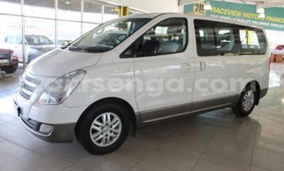 Medium with watermark hyundai h1 shiselweni district hluti 17981