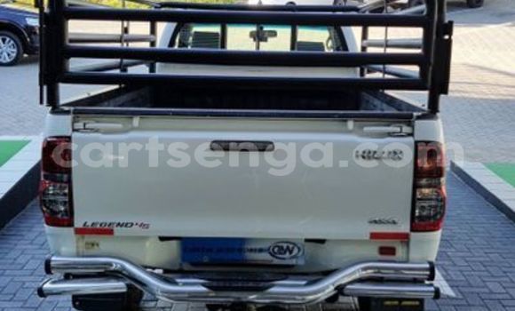 Acheter Occasion Voiture Toyota Hilux Blanc à Big Bend, Lubombo District Acheter Occasion Voiture Toyota Hilux Blanc à Big Bend, Lubombo District