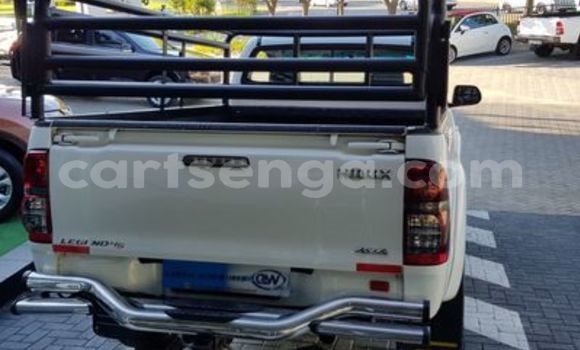 Acheter Occasion Voiture Toyota Hilux Blanc à Big Bend, Lubombo District Acheter Occasion Voiture Toyota Hilux Blanc à Big Bend, Lubombo District