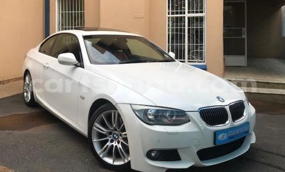 Acheter Occasion Voiture BMW M3 Blanc à Ezulwini, Hhohho Acheter Occasion Voiture BMW M3 Blanc à Ezulwini, Hhohho
