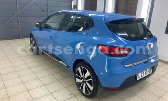 Buy Used Renault Clio Blue Car in Ezulwini in Hhohho Buy Used Renault Clio Blue Car in Ezulwini in Hhohho