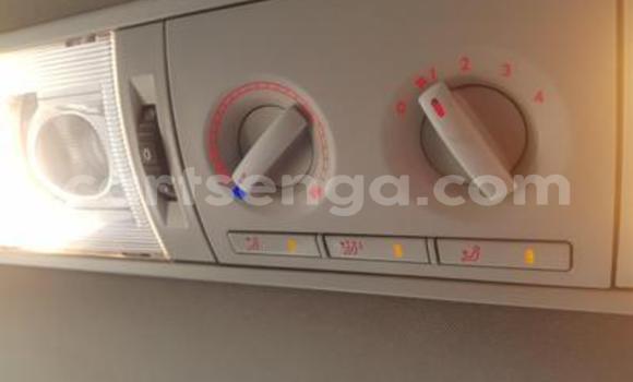 Nunua Ilio tumika Volkswagen Karmann-Ghia White Gari ndani ya Ezulwini nchini Hhohho Nunua Ilio tumika Volkswagen Karmann-Ghia White Gari ndani ya Ezulwini nchini Hhohho