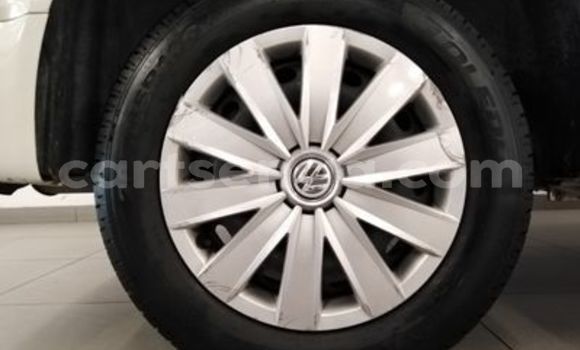 Nunua Ilio tumika Volkswagen Karmann-Ghia White Gari ndani ya Ezulwini nchini Hhohho Nunua Ilio tumika Volkswagen Karmann-Ghia White Gari ndani ya Ezulwini nchini Hhohho