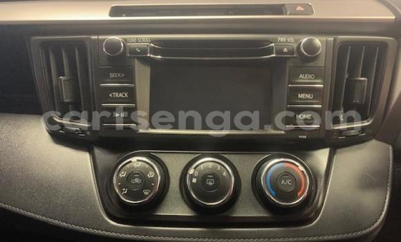 Nunua Ilio tumika Toyota RAV4 Silver Gari ndani ya Manzini nchini Manzini Nunua Ilio tumika Toyota RAV4 Silver Gari ndani ya Manzini nchini Manzini