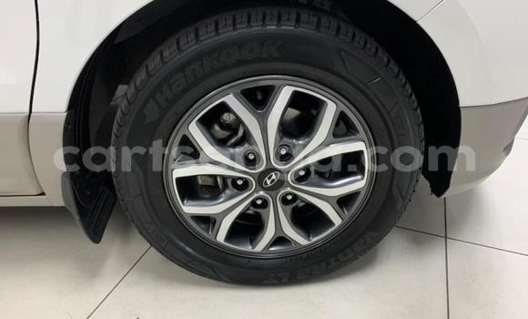 Nunua Ilio tumika Hyundai H1 White Gari ndani ya Ezulwini nchini Hhohho Nunua Ilio tumika Hyundai H1 White Gari ndani ya Ezulwini nchini Hhohho