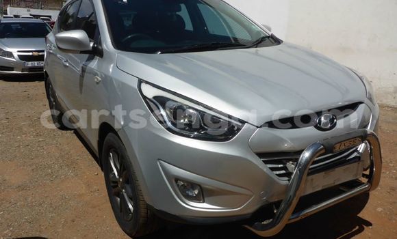 Nunua Ilio tumika Hyundai ix35 Silver Gari ndani ya Ngomane nchini Wilaya ya Lubombo Nunua Ilio tumika Hyundai ix35 Silver Gari ndani ya Ngomane nchini Wilaya ya Lubombo