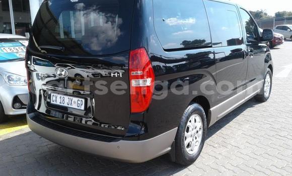 Acheter Occasion Voiture Hyundai H1 Noir à Mbabane, Manzini Acheter Occasion Voiture Hyundai H1 Noir à Mbabane, Manzini