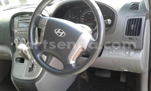 Acheter Occasion Voiture Hyundai H1 Noir à Mbabane, Manzini Acheter Occasion Voiture Hyundai H1 Noir à Mbabane, Manzini