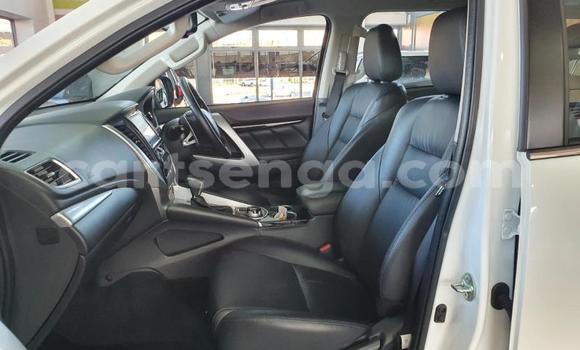 Acheter Occasion Voiture Mitsubishi Pajero Blanc à Ezulwini, Hhohho Acheter Occasion Voiture Mitsubishi Pajero Blanc à Ezulwini, Hhohho