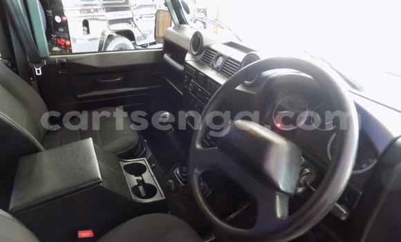 Buy Used Land Rover Defender Green Car in Ezulwini in Hhohho Buy Used Land Rover Defender Green Car in Ezulwini in Hhohho