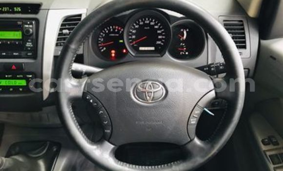 Nunua Ilio tumika Toyota Hilux White Gari ndani ya Ezulwini nchini Hhohho Nunua Ilio tumika Toyota Hilux White Gari ndani ya Ezulwini nchini Hhohho