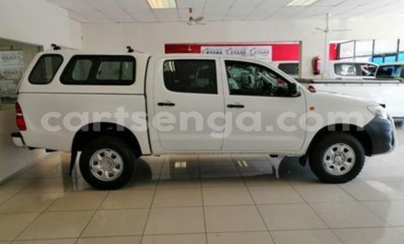 Acheter Occasion Voiture Toyota Hilux Blanc à Ezulwini, Hhohho Acheter Occasion Voiture Toyota Hilux Blanc à Ezulwini, Hhohho