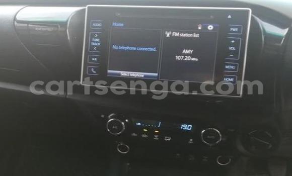 Buy Used Toyota Hilux White Car in Hluti in Shiselweni District Buy Used Toyota Hilux White Car in Hluti in Shiselweni District