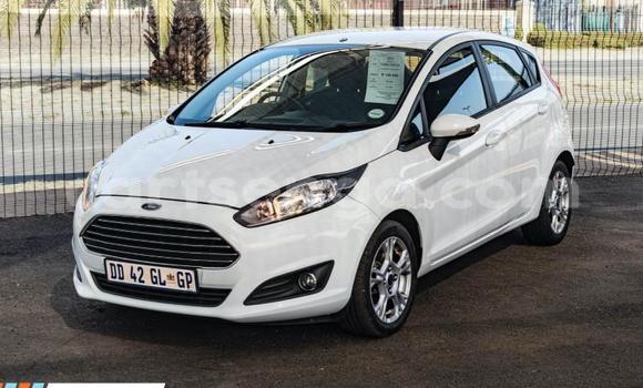 Nunua Ilio tumika Ford Fiesta White Gari ndani ya Lavumisa nchini Wilaya ya Shiselweni Nunua Ilio tumika Ford Fiesta White Gari ndani ya Lavumisa nchini Wilaya ya Shiselweni