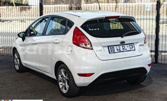 Nunua Ilio tumika Nissan Qashqai White Gari ndani ya Bhunya nchini Manzini Nunua Ilio tumika Nissan Qashqai White Gari ndani ya Bhunya nchini Manzini