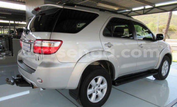 Acheter Occasion Voiture Toyota Fortuner Gris à Ezulwini, Hhohho Acheter Occasion Voiture Toyota Fortuner Gris à Ezulwini, Hhohho