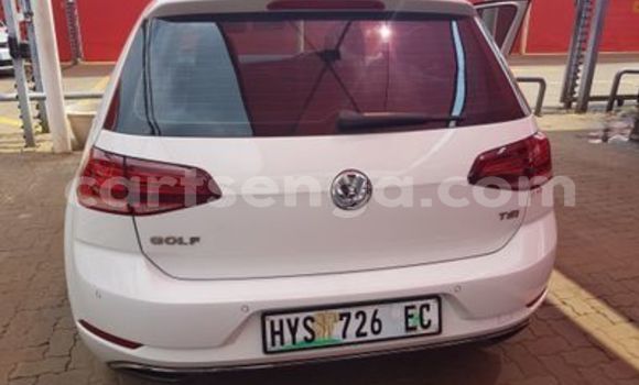 Nunua Ilio tumika Volkswagen Golf White Gari ndani ya Manzini nchini Manzini Nunua Ilio tumika Volkswagen Golf White Gari ndani ya Manzini nchini Manzini