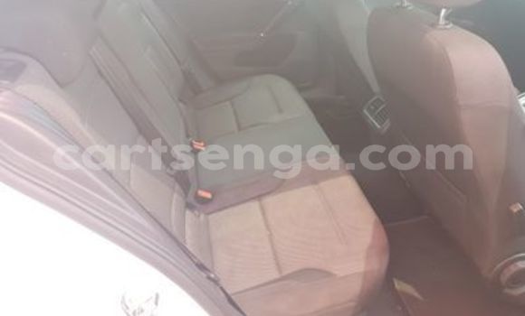 Nunua Ilio tumika Volkswagen Golf White Gari ndani ya Manzini nchini Manzini Nunua Ilio tumika Volkswagen Golf White Gari ndani ya Manzini nchini Manzini