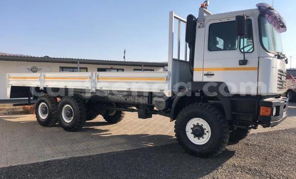 Buy Used Man Silent White Truck in Ezulwini in Hhohho Buy Used Man Silent White Truck in Ezulwini in Hhohho