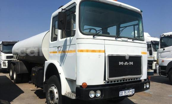 Buy Used Man Silent White Truck in Ezulwini in Hhohho Buy Used Man Silent White Truck in Ezulwini in Hhohho