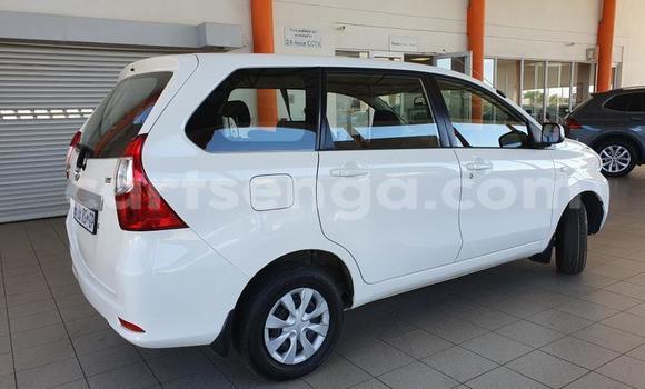 Nunua Ilio tumika Toyota Avanza White Gari ndani ya Manzini nchini Manzini Nunua Ilio tumika Toyota Avanza White Gari ndani ya Manzini nchini Manzini