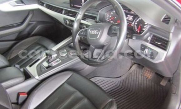 Nunua Ilio tumika Audi A4 Red Gari ndani ya Manzini nchini Manzini Nunua Ilio tumika Audi A4 Red Gari ndani ya Manzini nchini Manzini