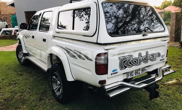 Buy Used Toyota Hilux White Car in Manzini in Manzini Buy Used Toyota Hilux White Car in Manzini in Manzini