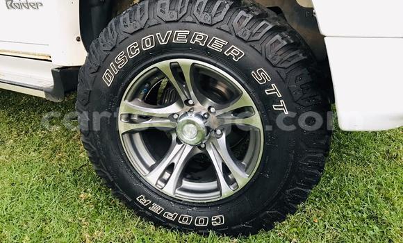 Buy Used Toyota Hilux White Car in Manzini in Manzini Buy Used Toyota Hilux White Car in Manzini in Manzini