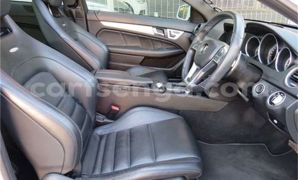 Nunua Ilio tumika Mercedes‒Benz CL–Class White Gari ndani ya Ezulwini nchini Hhohho Nunua Ilio tumika Mercedes‒Benz CL–Class White Gari ndani ya Ezulwini nchini Hhohho