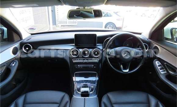 Nunua Ilio tumika Mercedes‒Benz C–Class White Gari ndani ya Import - Dubai nchini Hhohho Nunua Ilio tumika Mercedes‒Benz C–Class White Gari ndani ya Import - Dubai nchini Hhohho