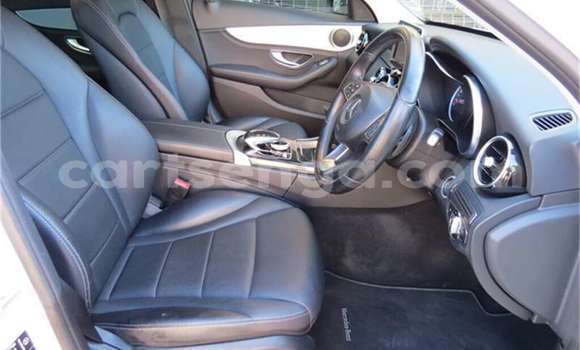 Nunua Ilio tumika Mercedes‒Benz C–Class White Gari ndani ya Import - Dubai nchini Hhohho Nunua Ilio tumika Mercedes‒Benz C–Class White Gari ndani ya Import - Dubai nchini Hhohho