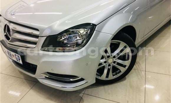 Acheter Occasion Voiture Mercedes‒Benz C–Class Gris à Manzini, Manzini Acheter Occasion Voiture Mercedes‒Benz C–Class Gris à Manzini, Manzini