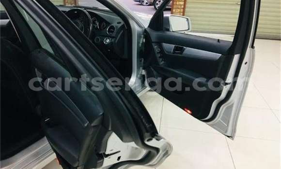 Acheter Occasion Voiture Mercedes‒Benz C–Class Gris à Manzini, Manzini Acheter Occasion Voiture Mercedes‒Benz C–Class Gris à Manzini, Manzini