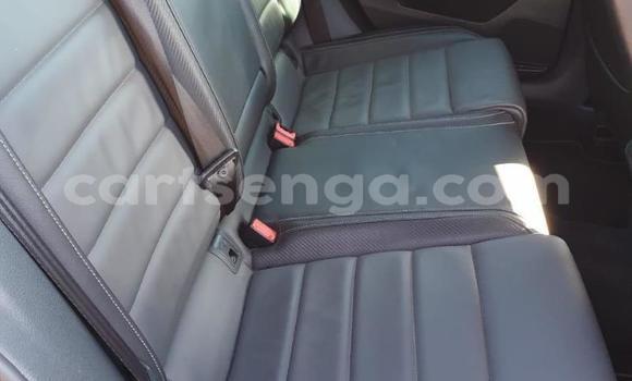 Nunua Ilio tumika Volkswagen Golf R Blue Gari ndani ya Manzini nchini Manzini Nunua Ilio tumika Volkswagen Golf R Blue Gari ndani ya Manzini nchini Manzini