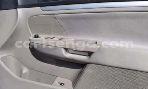 Nunua Ilio tumika Volkswagen Jetta White Gari ndani ya Ezulwini nchini Hhohho Nunua Ilio tumika Volkswagen Jetta White Gari ndani ya Ezulwini nchini Hhohho