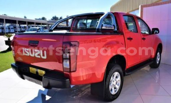 Buy Used Isuzu KB Red Car in Ezulwini in Hhohho Buy Used Isuzu KB Red Car in Ezulwini in Hhohho