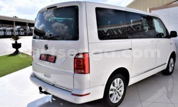 Nunua Ilio tumika Volkswagen K70 White Gari ndani ya Ezulwini nchini Hhohho Nunua Ilio tumika Volkswagen K70 White Gari ndani ya Ezulwini nchini Hhohho