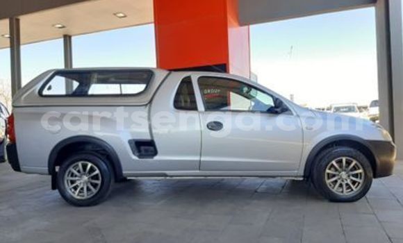 Acheter Occasion Voiture Opel Corsa Gris à Ezulwini, Hhohho Acheter Occasion Voiture Opel Corsa Gris à Ezulwini, Hhohho